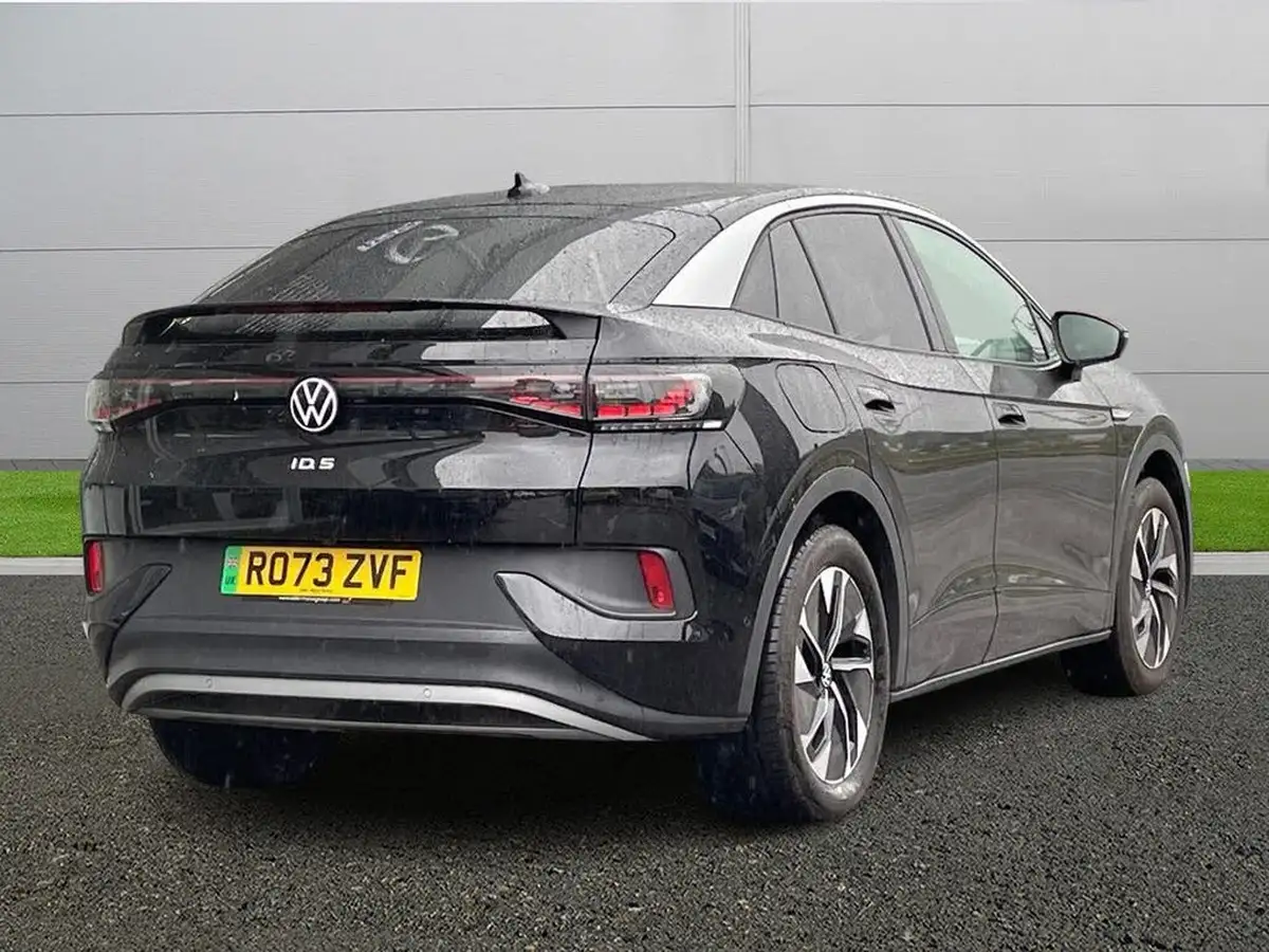 2023-volkswagen-id5-e-tech-204ps-performance-big-6