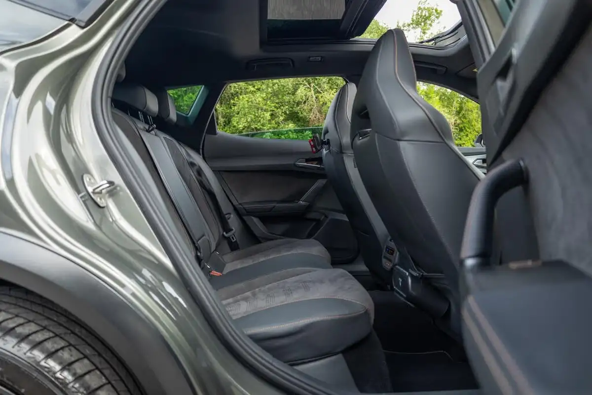 2023-cupra-formentor-20-tsi-vzn-big-5