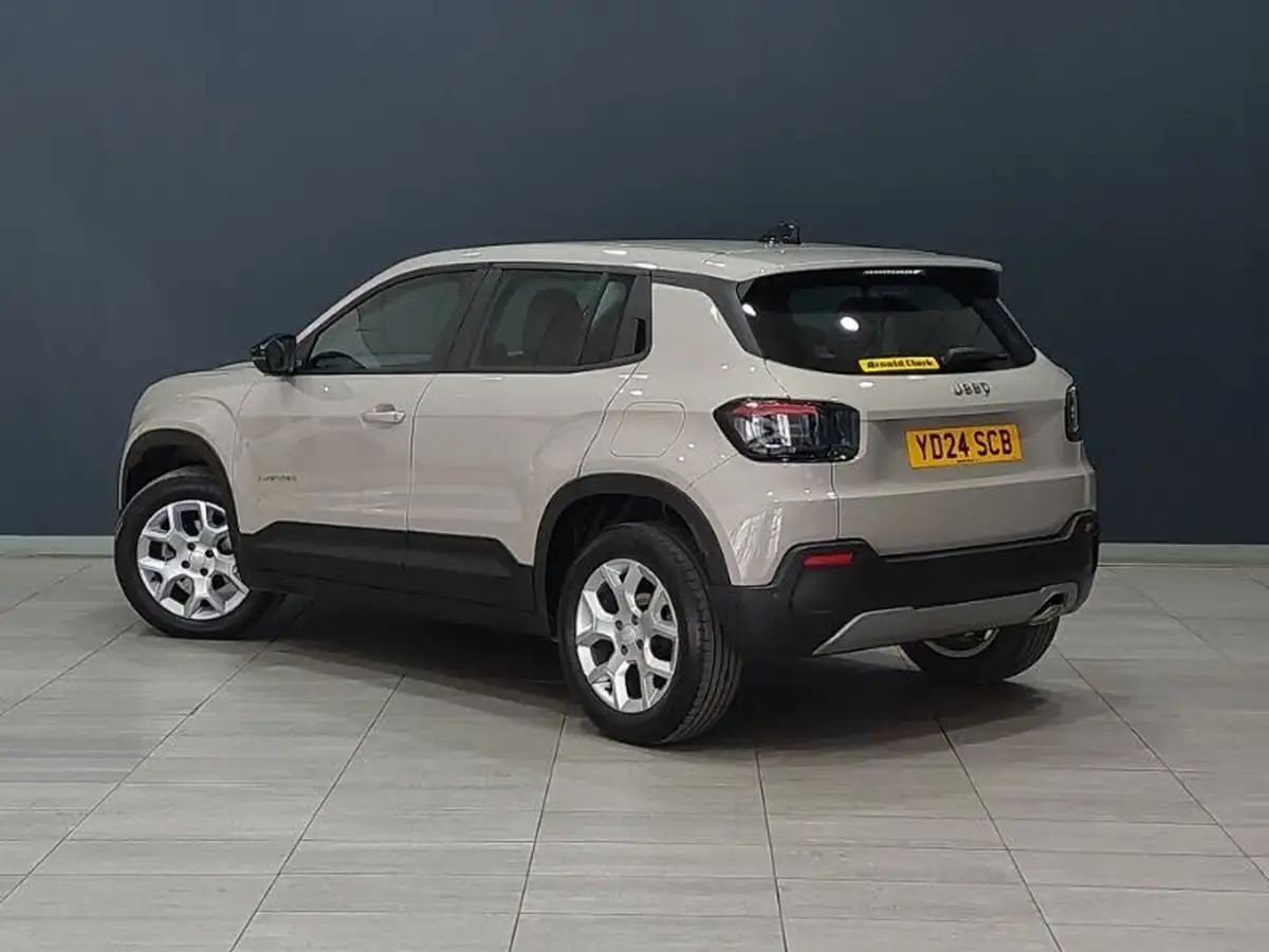2024-jeep-avenger-12-gse-altitude-big-1