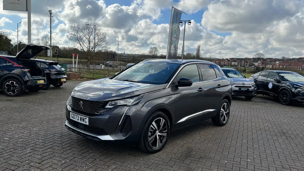 2024-peugeot-3008-suv-12-puretech-gt-136ps-hybrid-e-dsc6-big-6
