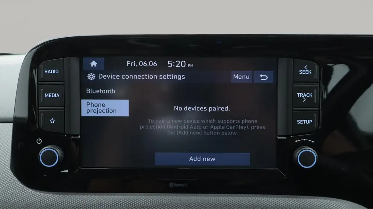 2022-hyundai-i10-10-se-connect-auto-big-26
