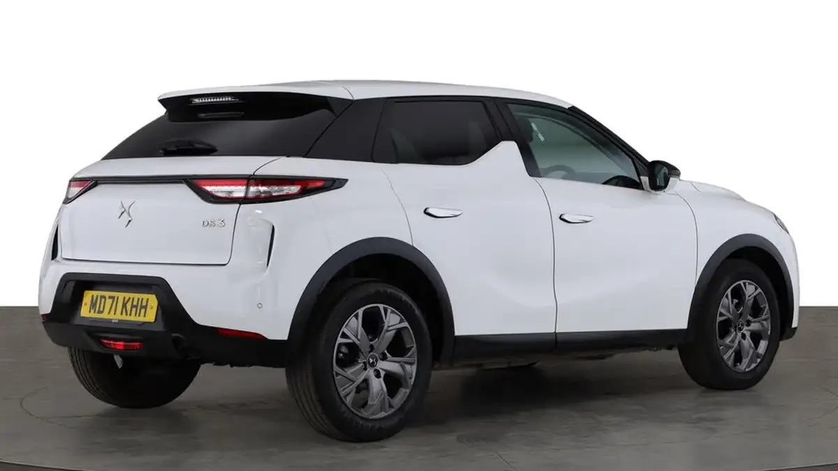 2022-ds-ds-3-crossback-12-puretech-bastille-101ps-big-6