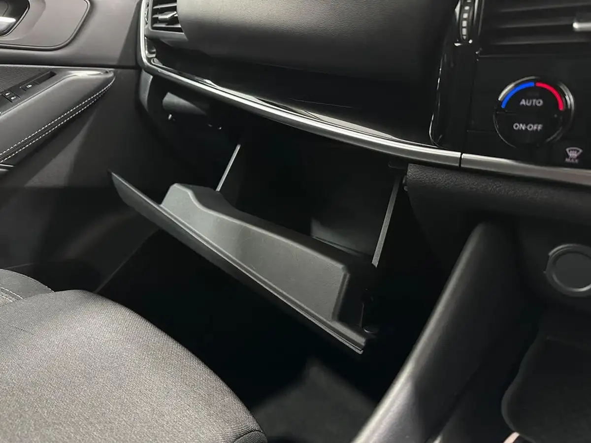 2022-nissan-qashqai-13-dig-t-n-connecta-140ps-big-24