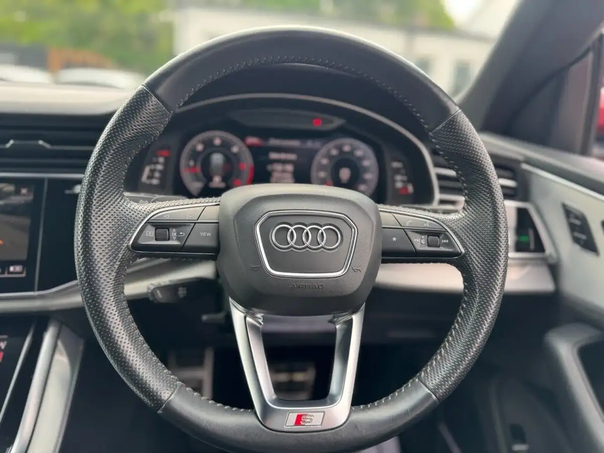 2019-audi-q8-30-50-tdi-s-line-big-10