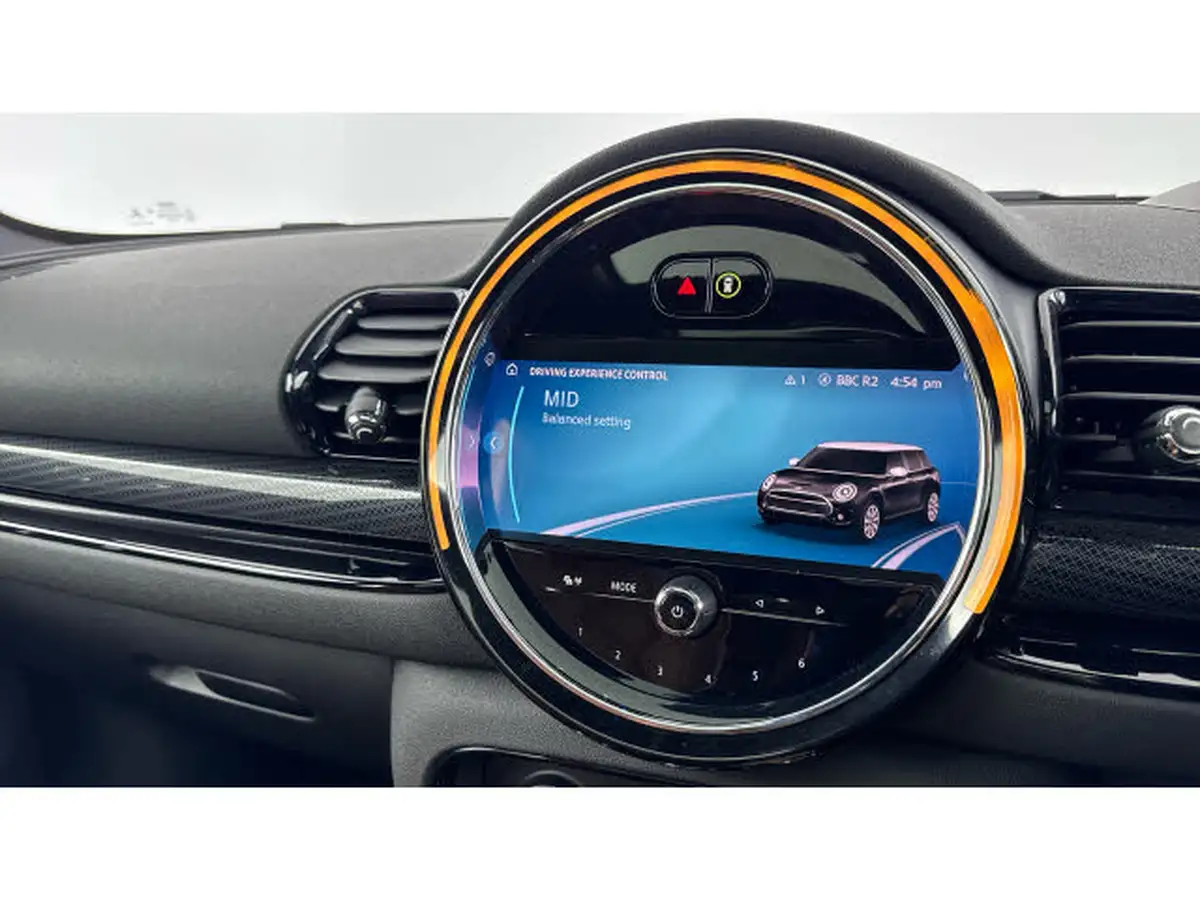 2022-mini-clubman-20-john-cooper-works-premium-plus-big-40