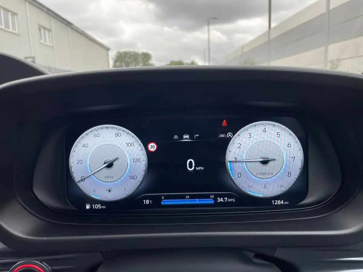 2025-hyundai-i20-10-t-gdi-n-line-s-big-13
