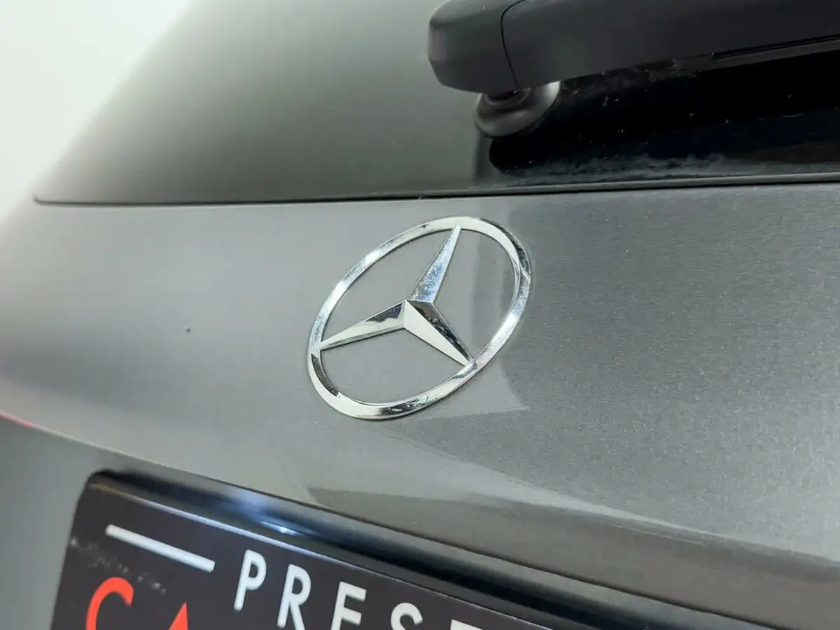 2022-mercedes-benz-glc-class-20-glc300-amg-line-premium-towing-station-wagon-5d-1991cc-big-18