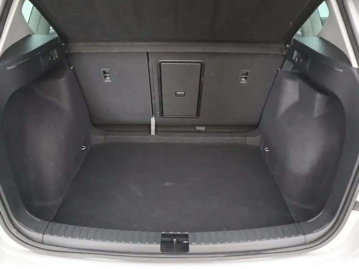 2023-seat-ateca-15-ecotsi-xperience-lux-dsg-big-8