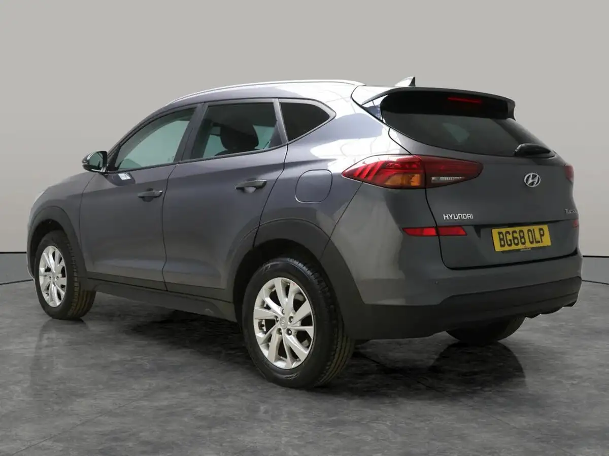 2018-hyundai-tucson-16-gdi-se-nav-big-14