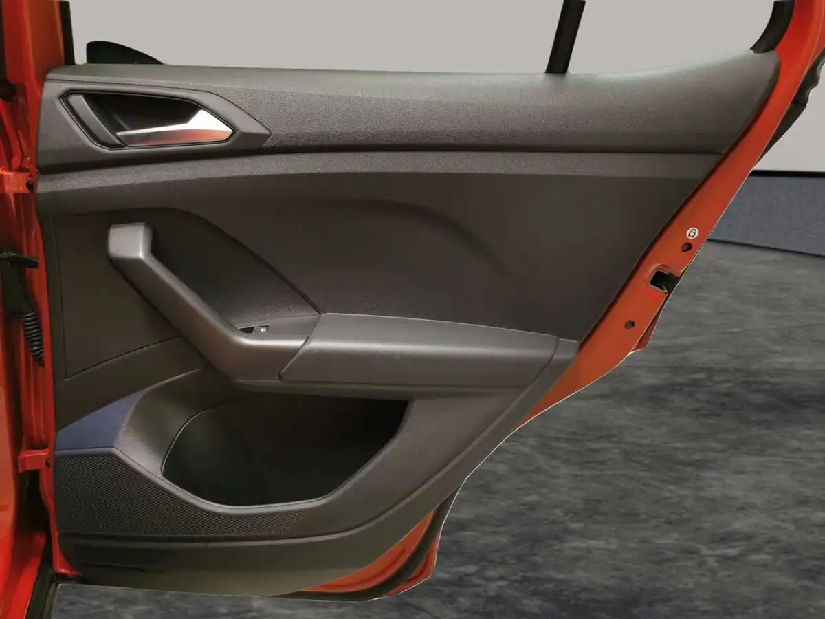 2023-volkswagen-t-cross-15-tsi-r-line-big-33