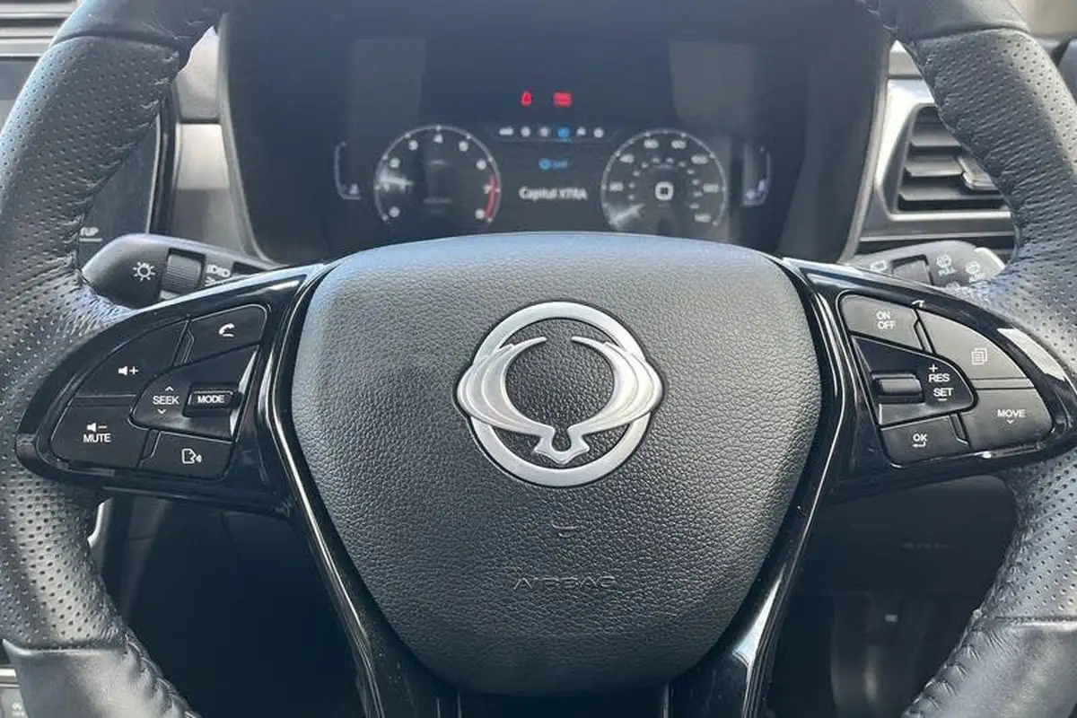 2024-kgm-ssangyong-tivoli-15-k40-big-11