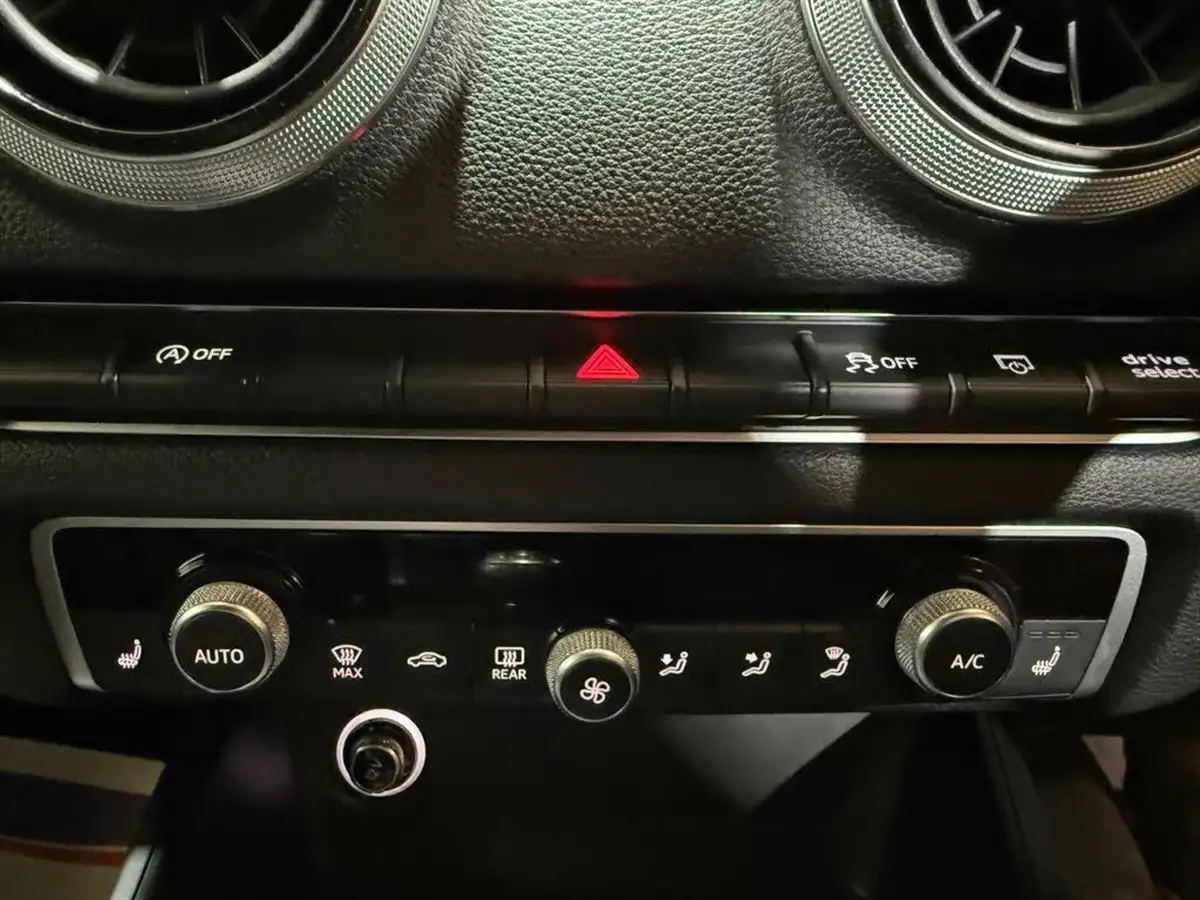 2018-audi-a3-16tdi-s-line-sportback-5d-big-22