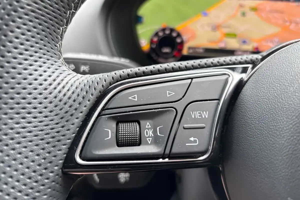 2024-audi-q2-10-30-tfsi-s-line-110ps-big-28
