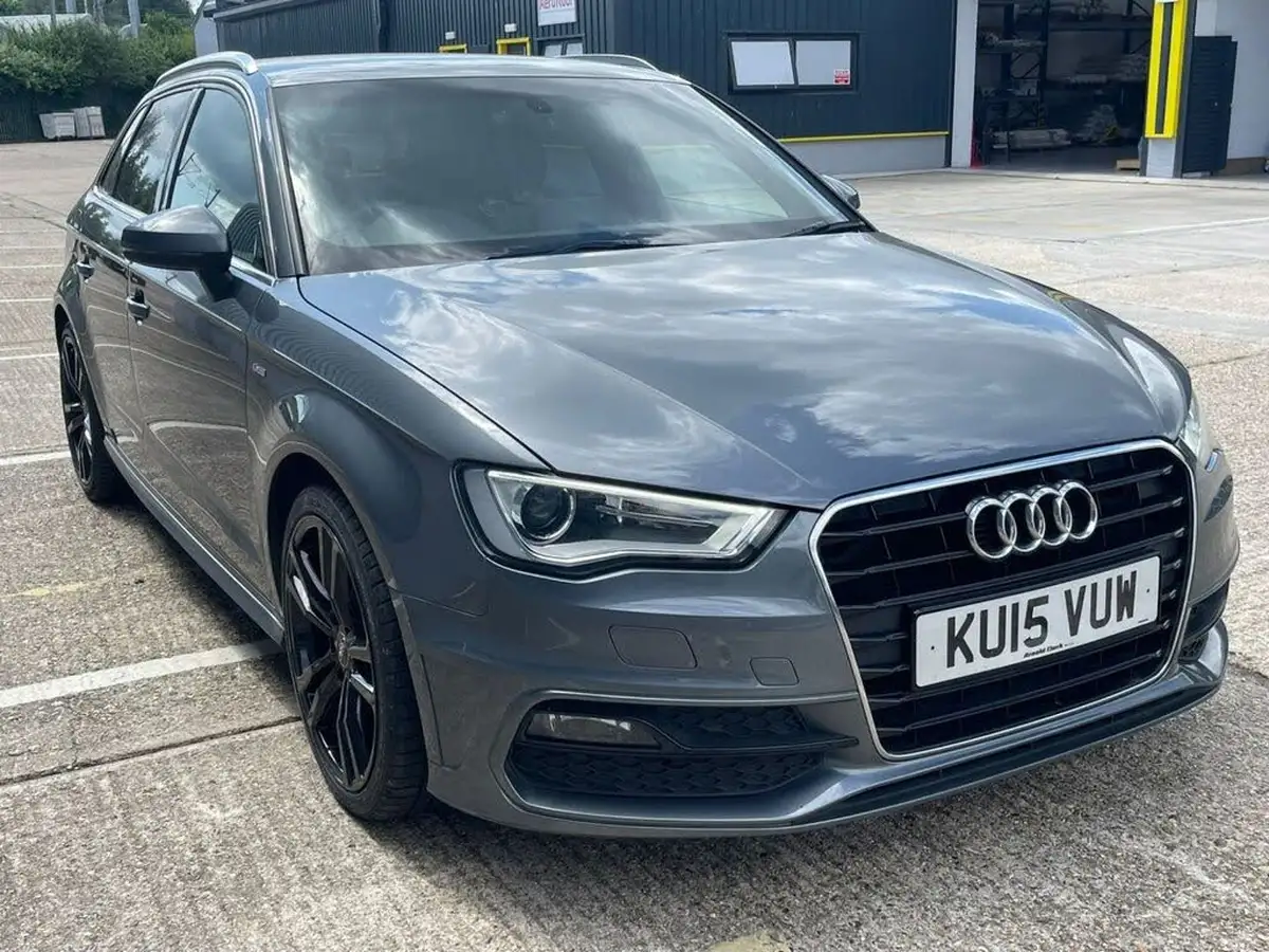 2015-audi-a3-20-tdi-s-line-150ps-sportback-5d-big-77