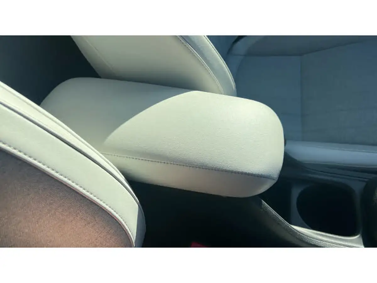 2022-honda-jazz-15-i-mmd-ex-107ps-big-27