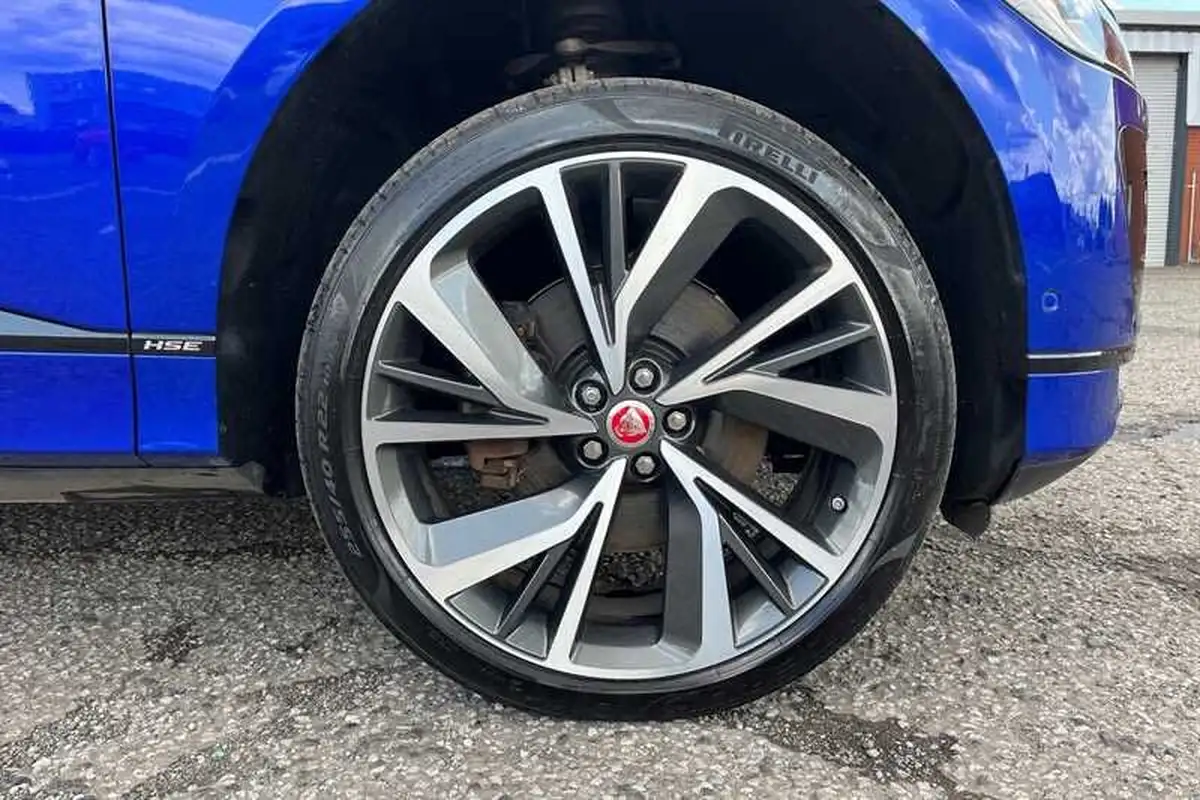 2019-jaguar-i-pace-ev400-hse-big-11