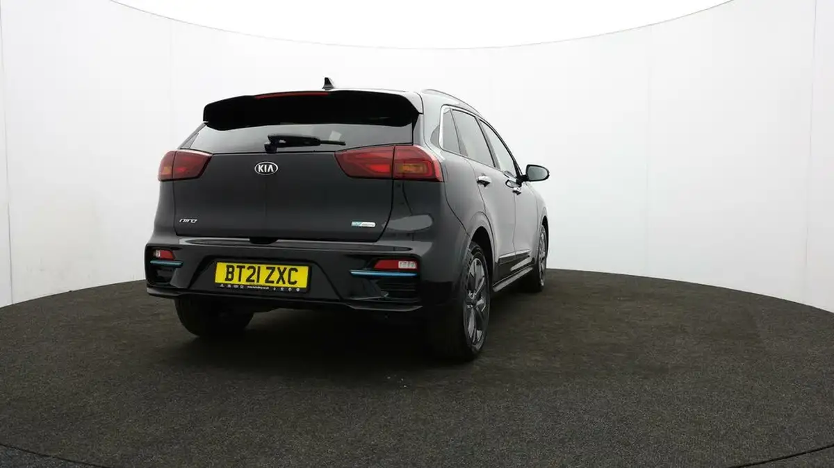 2021-kia-e-niro-ev-4-big-77