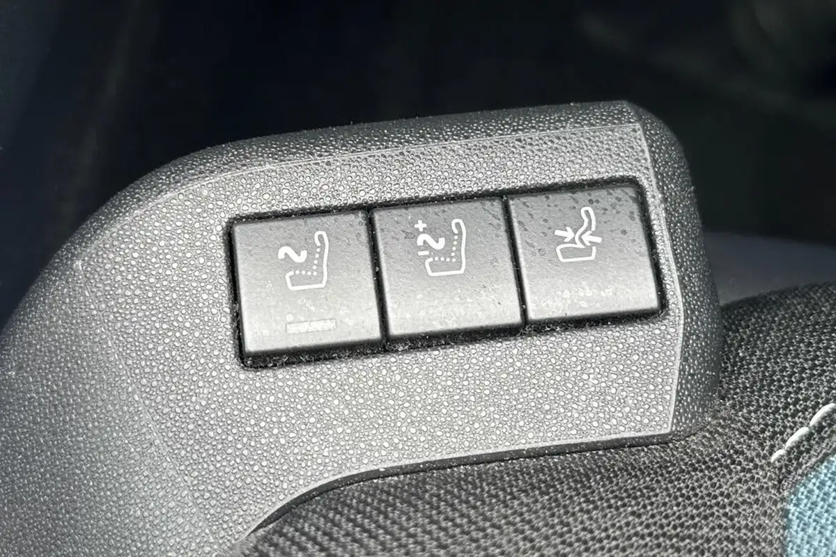 2019-citroen-grand-c4-spacetourer-12-puretech-feel-big-22
