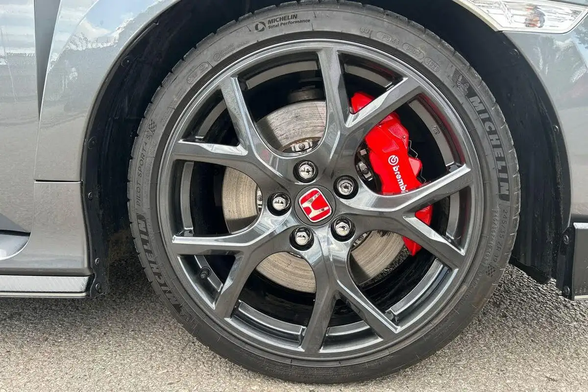 2021-honda-civic-20-i-vtec-type-r-sport-line-big-4