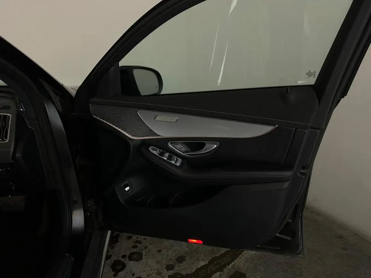 2022-mercedes-benz-eqc-e-eqc-400-sport-big-38