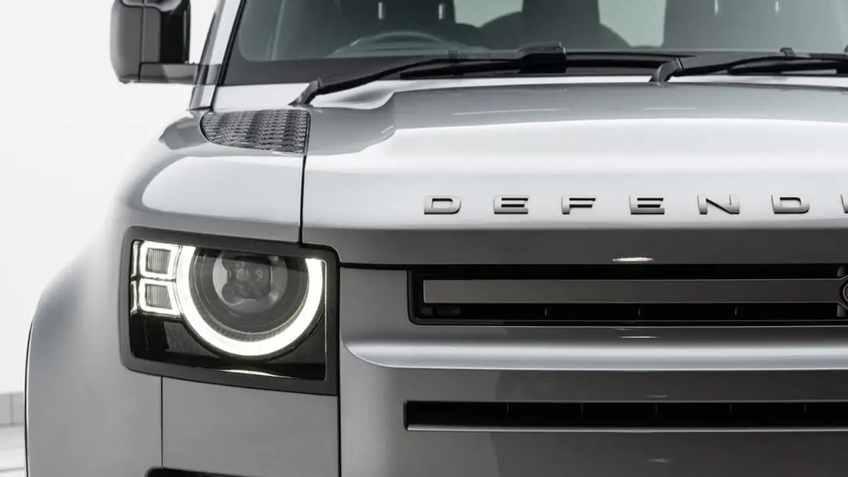 2024-land-rover-110-defender-30-d300-x-dynamic-hse-big-8