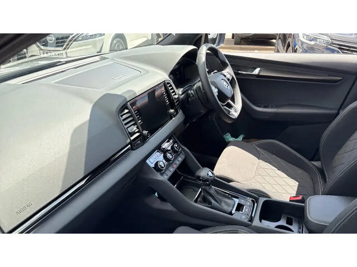 2024-skoda-karoq-15-tsi-sportline-dsg-big-1