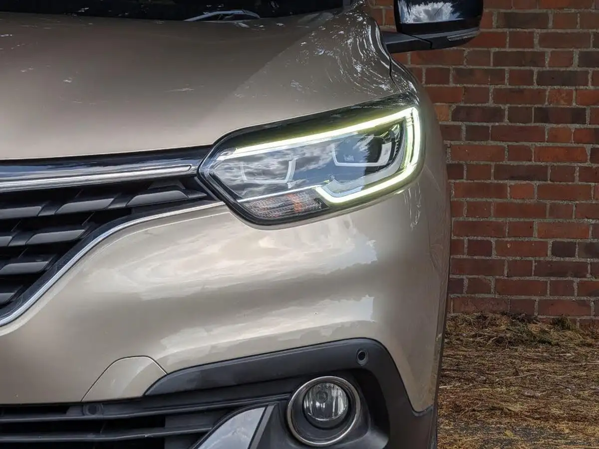 2018-renault-kadjar-12-tce-signature-nav-1197cc-edc-auto-big-13