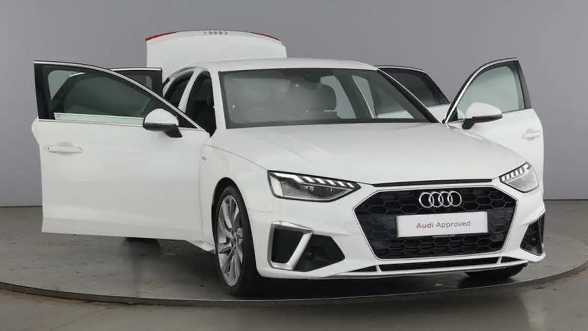2022-audi-a4-20-35-tfsi-s-line-tronic-big-8