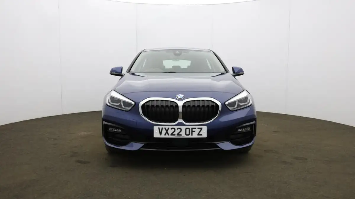 2022-bmw-1-series-15td-116d-sport-dct-big-42