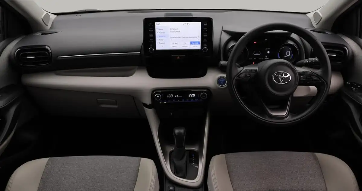 2022-toyota-yaris-15-vvt-i-excel-big-13