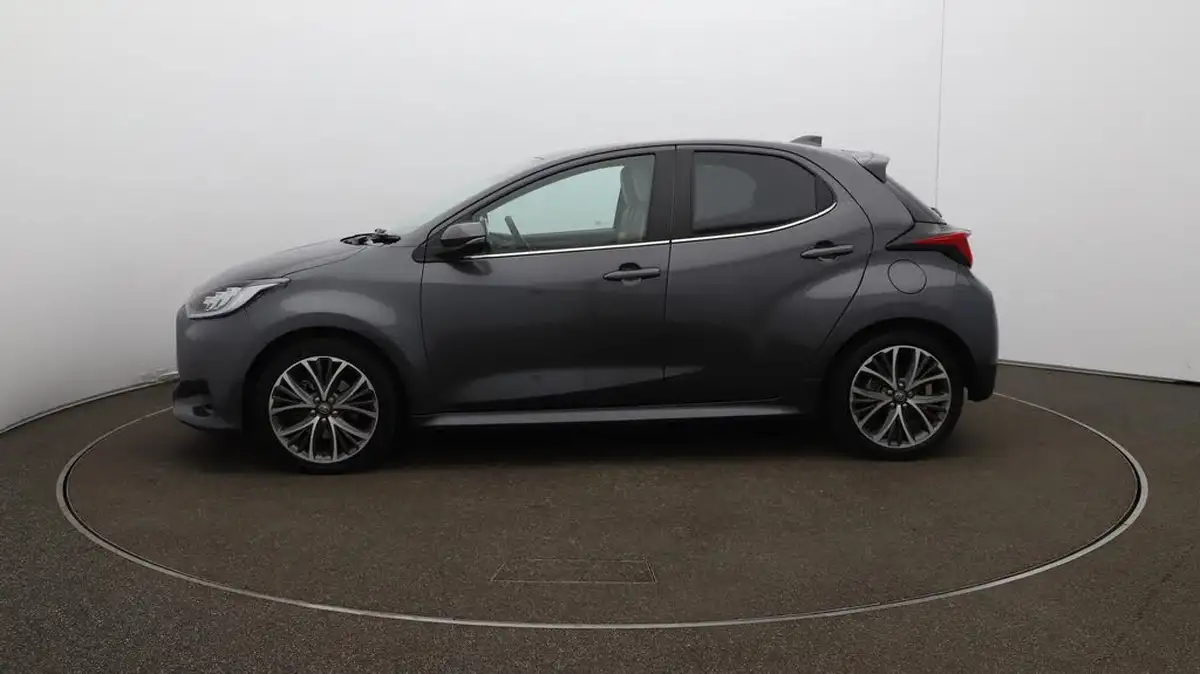 2022-toyota-yaris-15-vvt-i-excel-big-57