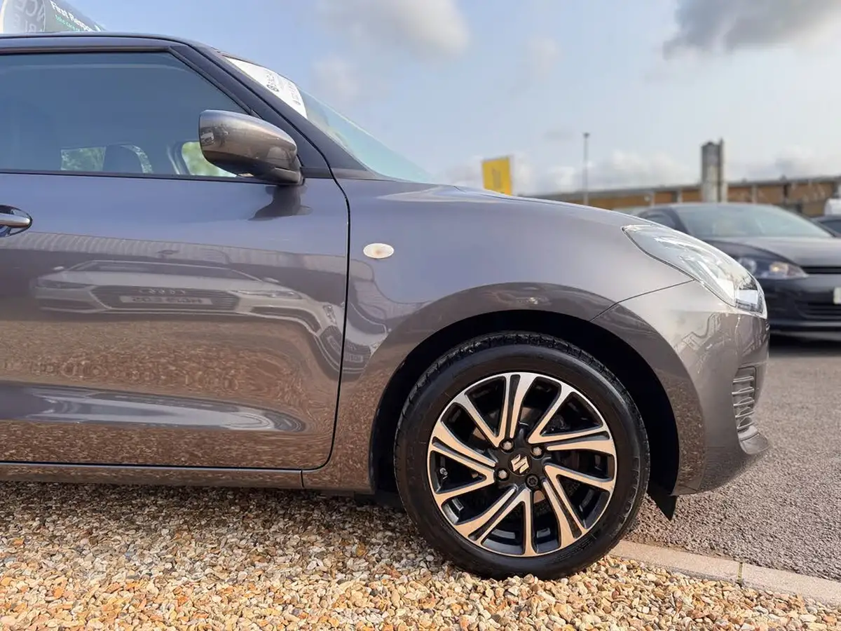 2022-suzuki-swift-12-dualjet-sz-l-big-19