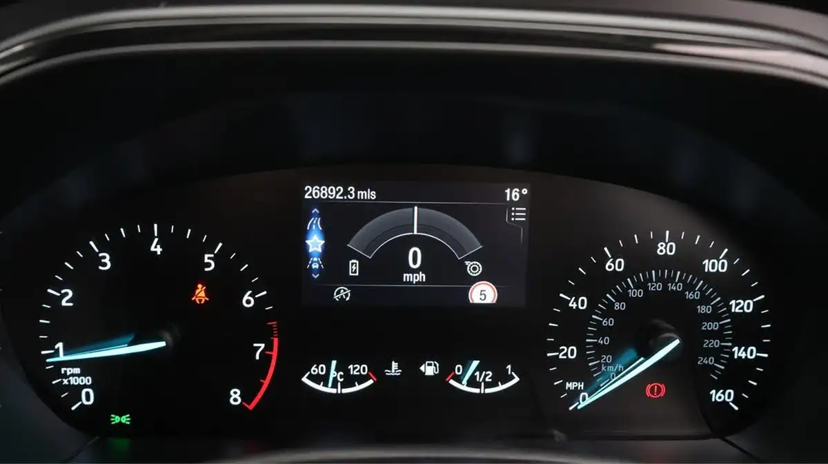 2022-ford-focus-10t-st-line-155ps-hybrid-mhev-hatchback-big-10