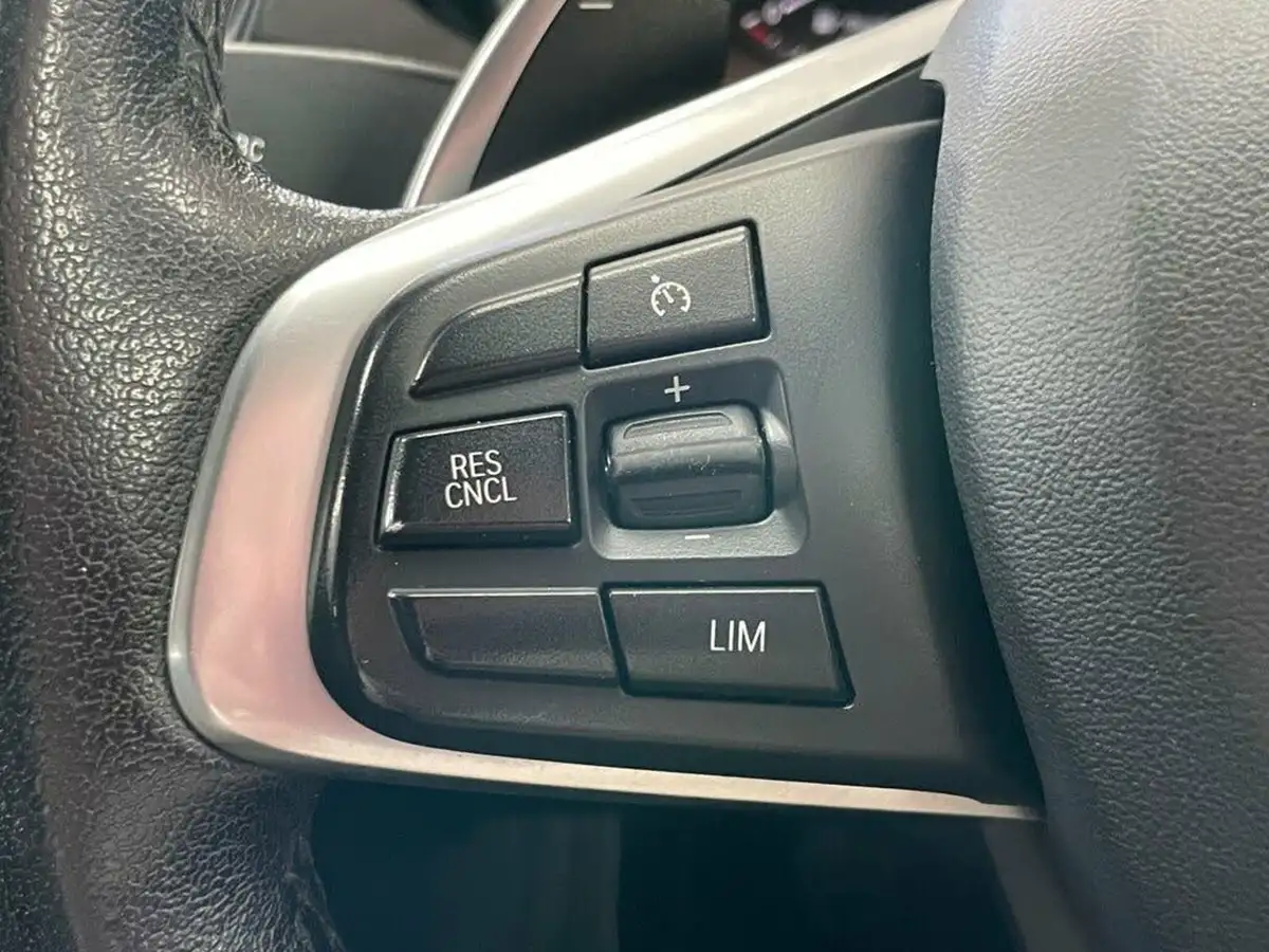 2019-bmw-x1-20td-sdrive18d-xline-sport-auto-big-33