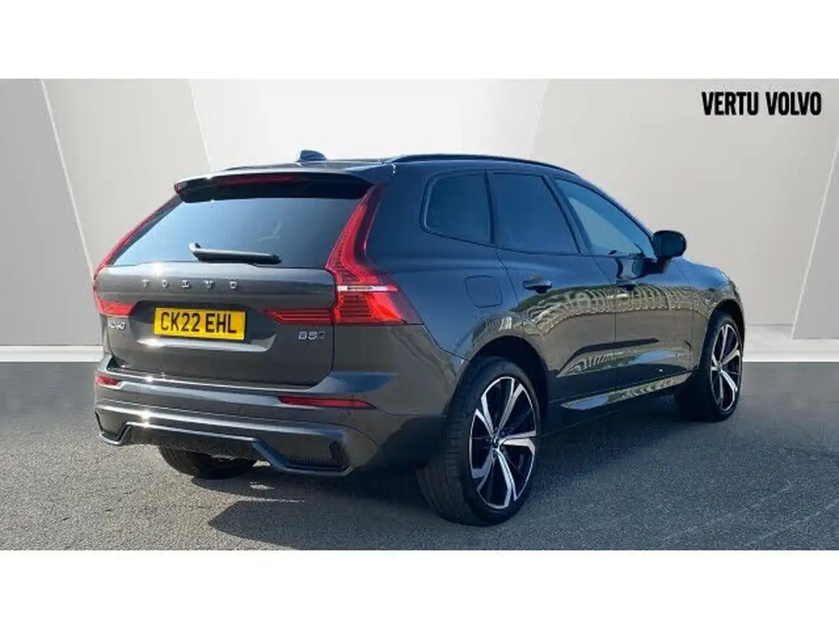 2022-volvo-xc60-20-b5-r-design-awd-big-6
