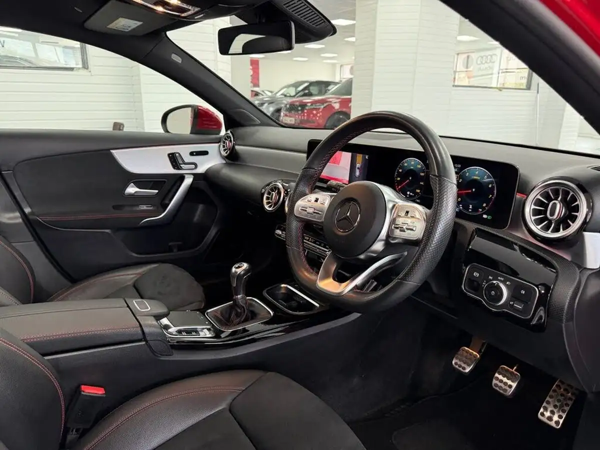 2019-mercedes-benz-a-class-13-a200-amg-line-premium-plus-hatchback-5d-big-27