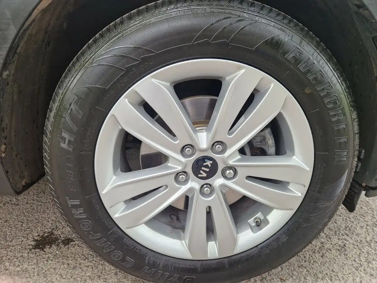2017-kia-sportage-17crdi-2-114bhp-big-13