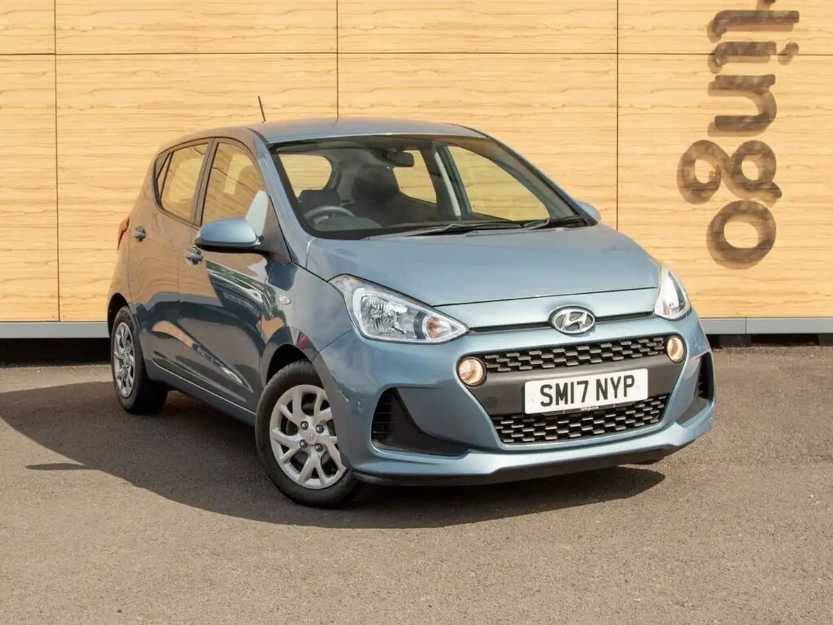2017-hyundai-i10-10-se-big-0