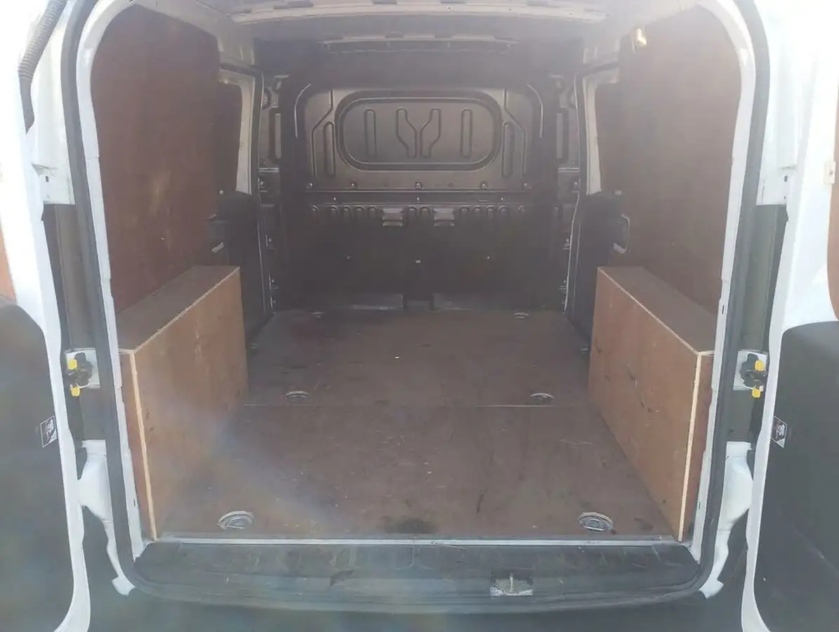 2021-fiat-doblo-cargo-13td-l2h1-maxi-panel-van-big-14