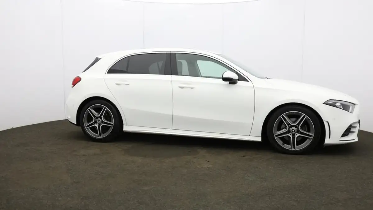 2019-mercedes-benz-a-class-13-a180-amg-line-executive-hatchback-5d-7g-dct-big-43