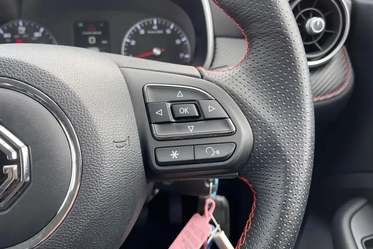 2022-mg-zs-suv-15-vti-tech-excite-big-38