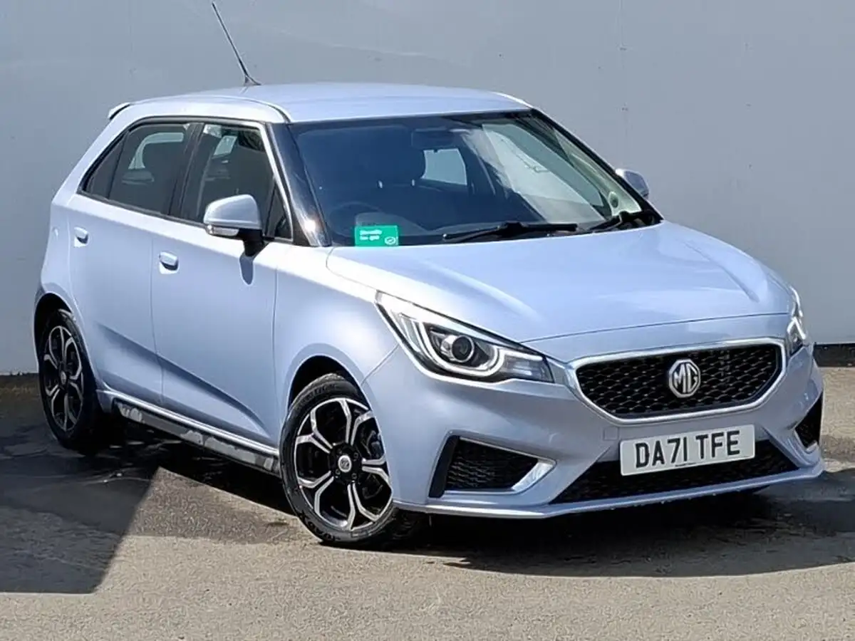 2022-mg-mg3-15-vti-tech-exclusive-nav-big-0
