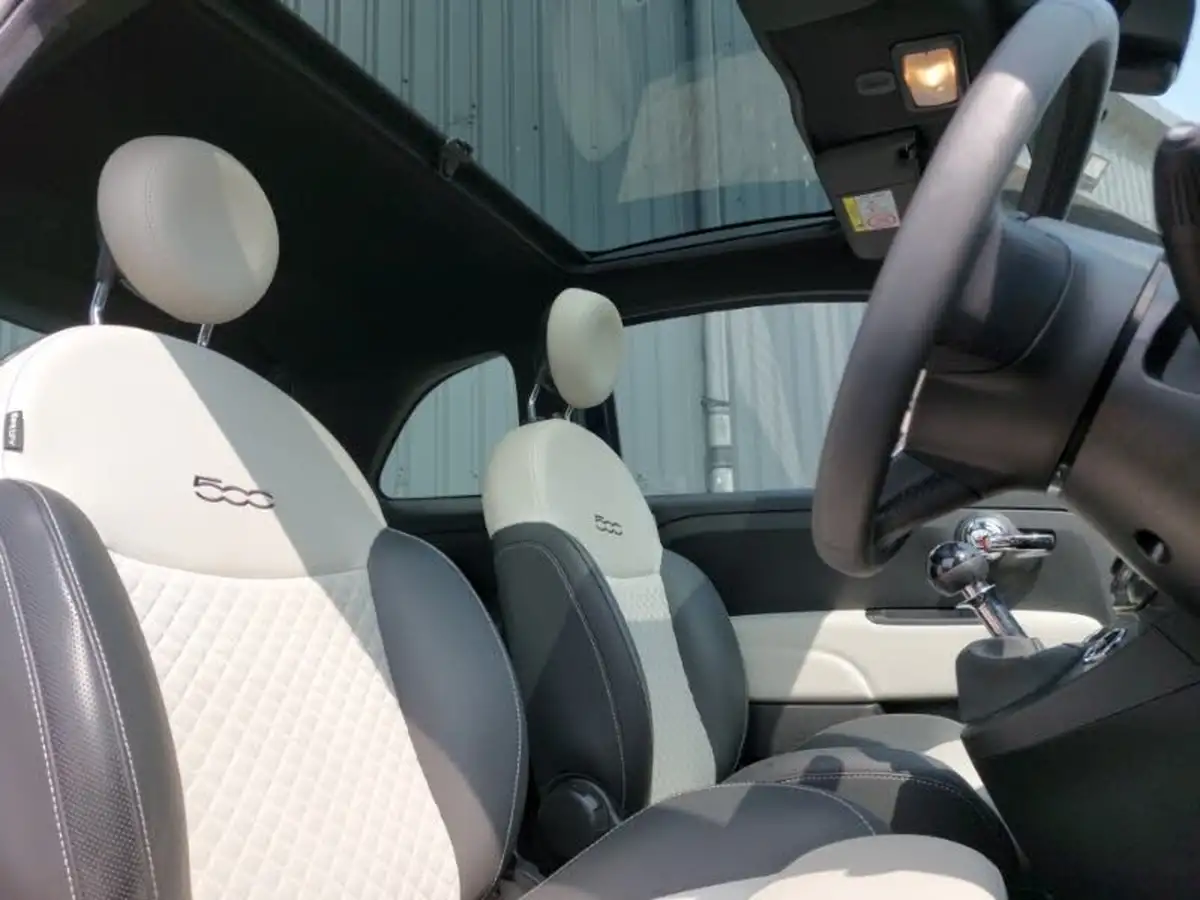 2023-fiat-500-10-dolcevita-big-18