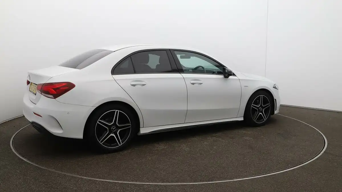 2022-mercedes-benz-a-class-13-a180-amg-line-executive-edition-saloon-4d-7g-dct-big-52