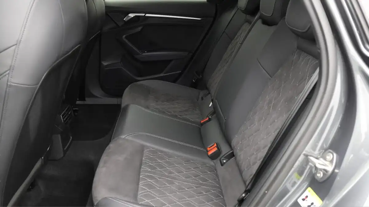 2022-audi-a3-15-35-tfsi-edition-1-sportback-5d-big-16