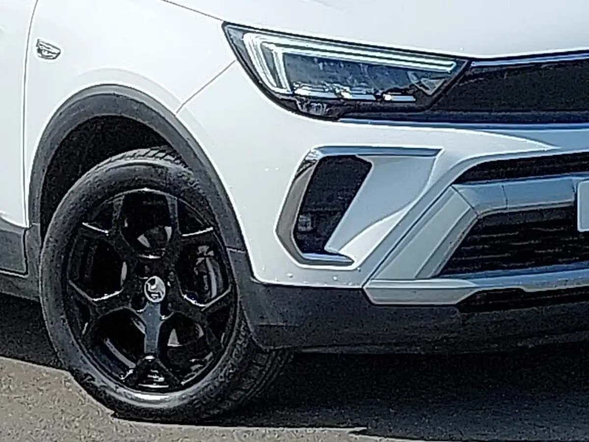 2022-vauxhall-crossland-12-elite-edition-130ps-big-8