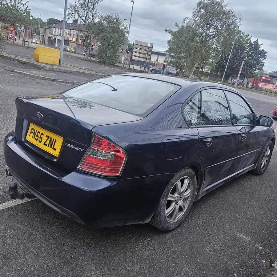 2005-subaru-legacy-20-saloon-4d-auto-big-4