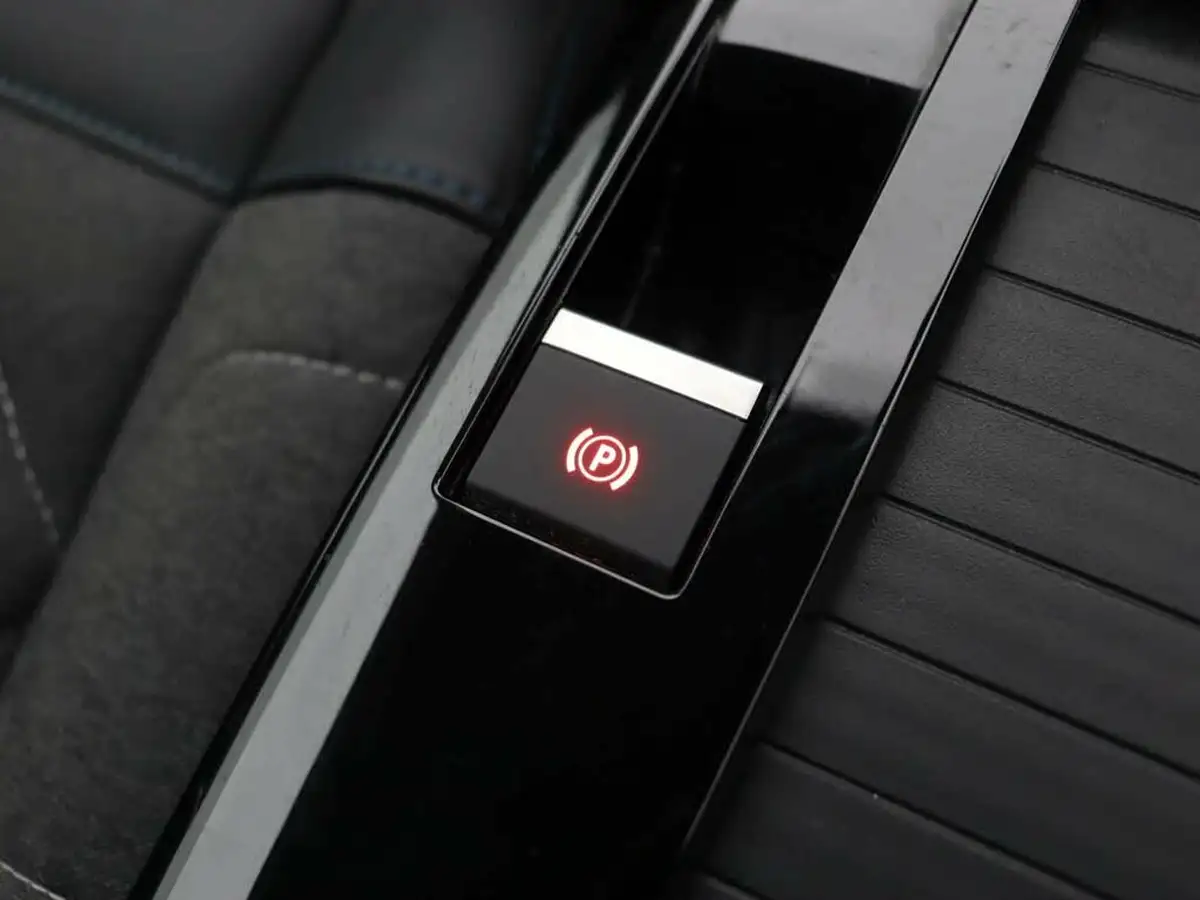 2022-citroen-c4-15bluehdi-sense-plus-110ps-big-33