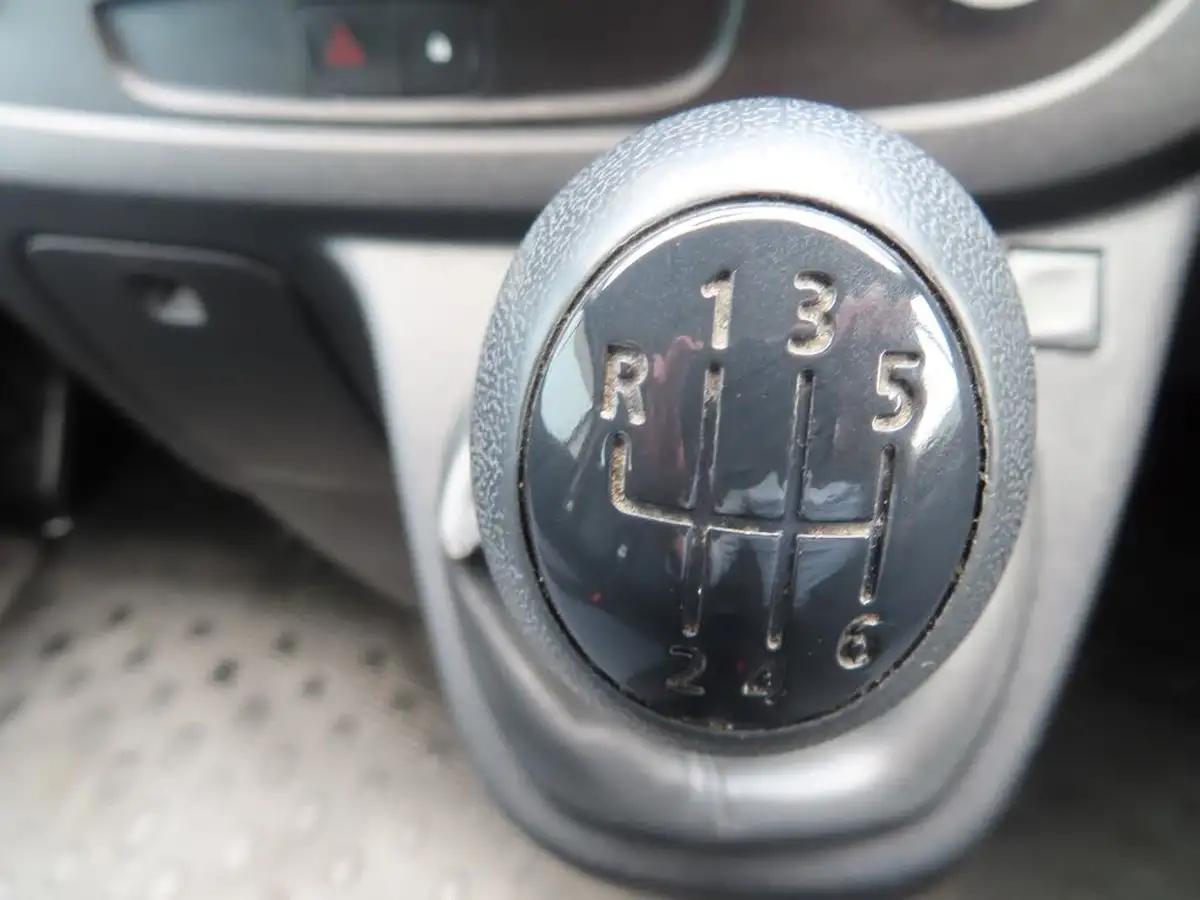 2019-vauxhall-vivaro-16cdti-2900-l1h1-120pseu6c-ss-9-seats-combi-big-46