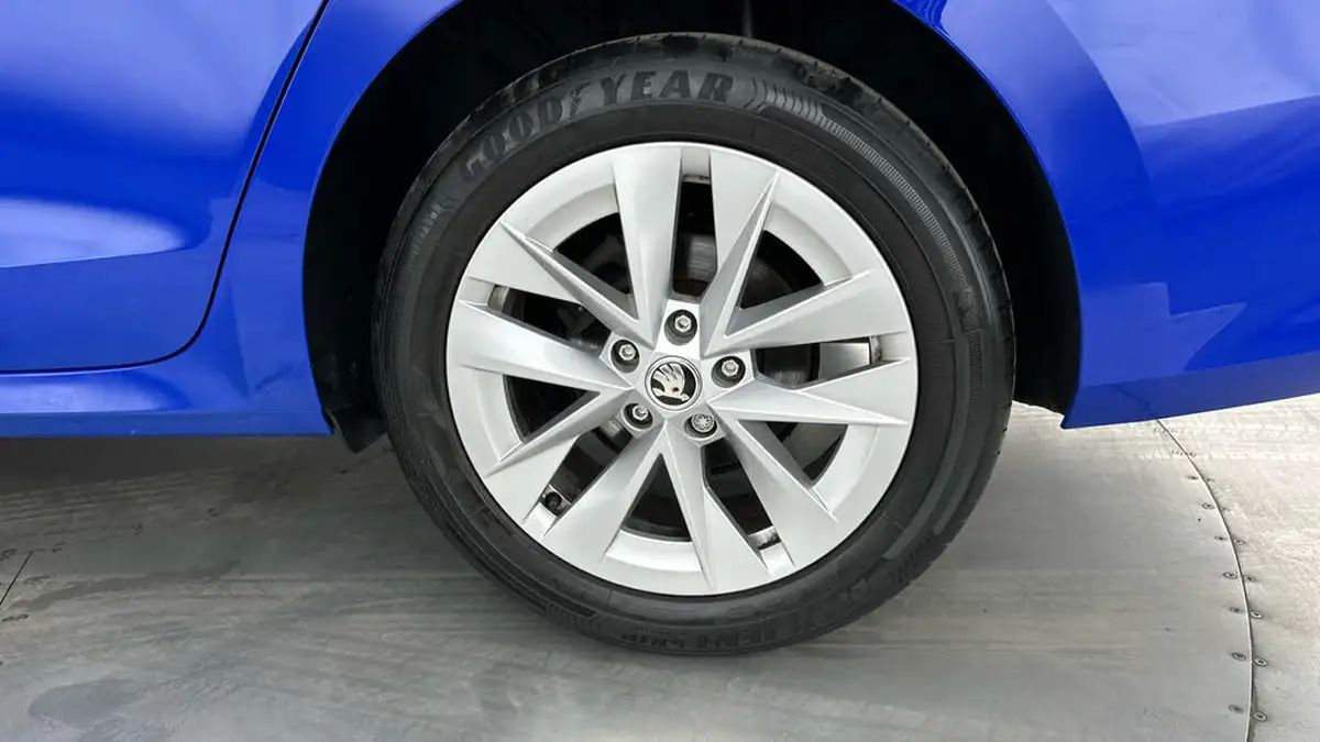 2022-skoda-octavia-20tdi-se-l-150ps-hatchback-big-24